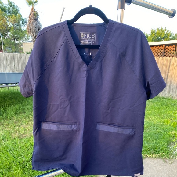 Figs Navy DELMAS Oversized Pocket Scrub Top *Limited Edition* (J-22) - Picture 2 of 8